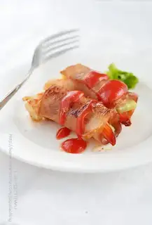 Bacon shrimp rolls