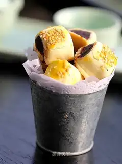Gold bean sand