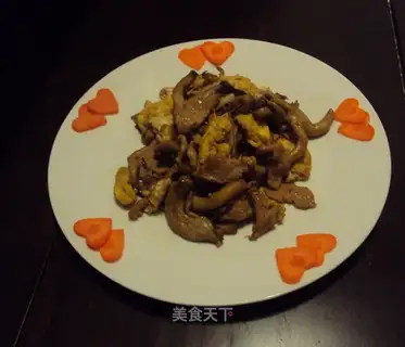 Chicken leg mushrooms, fried eggs