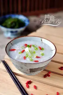 Chicken juice, porridge