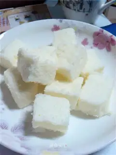 Coconut milk cake