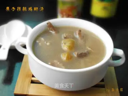 Chestnut walnut chicken foot soup