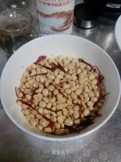 Microwave-drinker peanuts