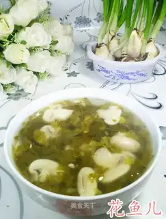 Snowflake mushroom soup