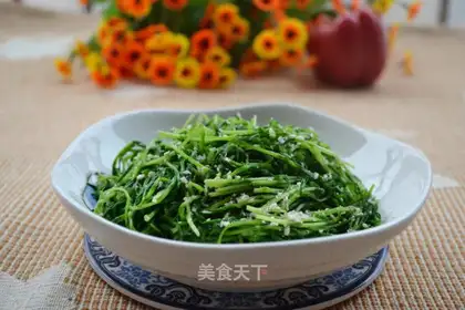 Sesame salt and soybeans
