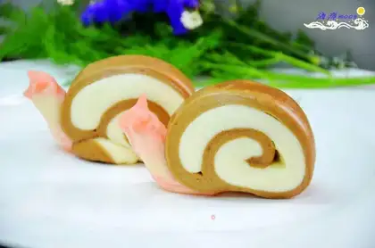 Snail buns