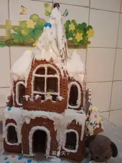 Dream Castle Gingerbread House