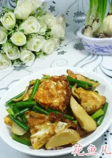 Garlic apricots fried eggs
