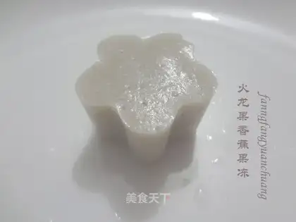 Flamingo banana jelly