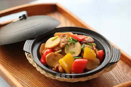 Pepper apricot mushroom