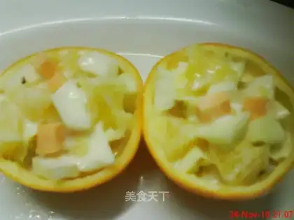 Yogurt salad cup