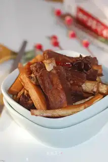 Braised rice bamboo ribs