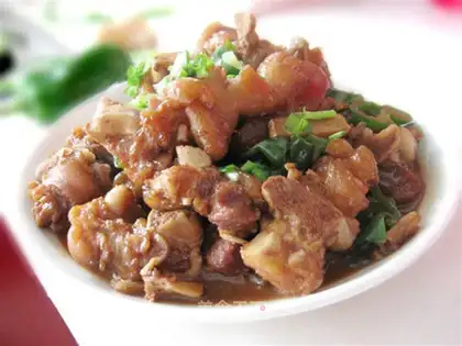 braised pork trotters