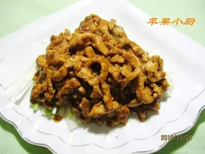 Shredded pork in beer sauce