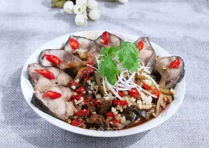 Kandel steamed fish