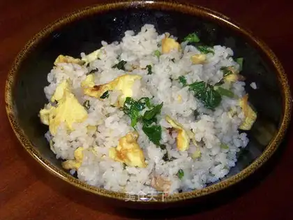 Parsley frangipani rice