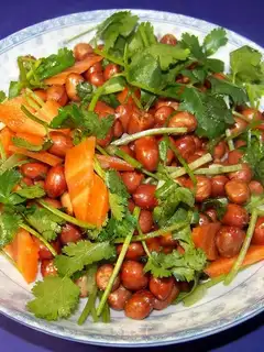 Old vinegar peanuts