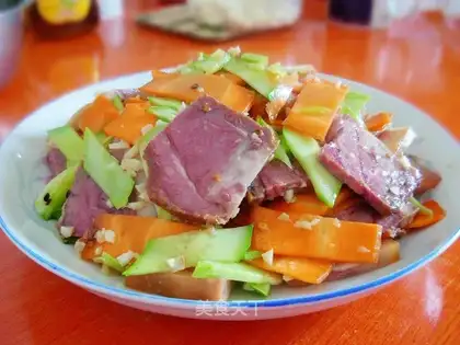 Cold salad pork