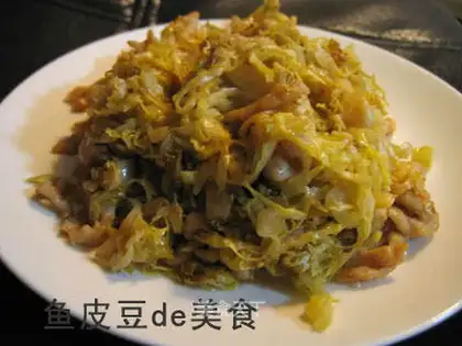 Pork shredded with pickled cabbage