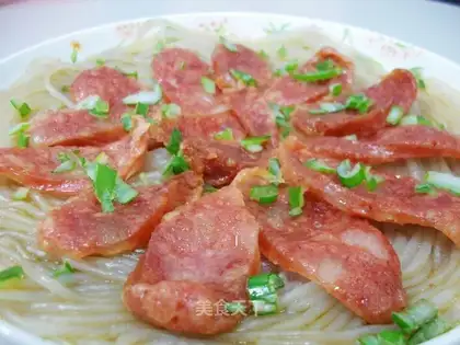 steamed vermicelli with bacon