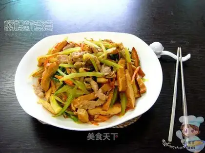 stir-fried pork with celery and dried bean curd