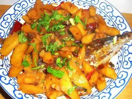 Sardine stewed potatoes