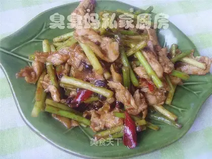 Fried chicken slices with soy sauce