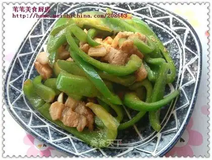 stir-fried pork belly with green pepper