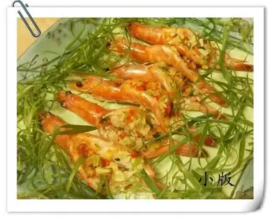 Microwave version of steamed shrimp with garlic