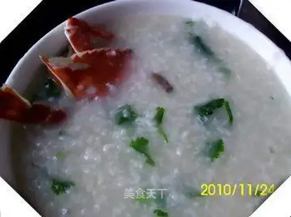 Clear crab and oyster porridge