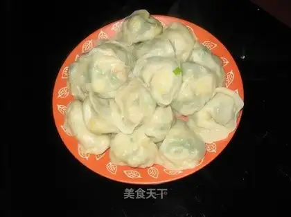 Leek and egg dumplings