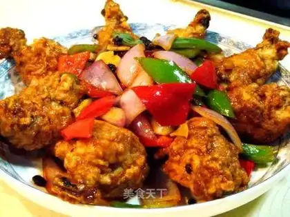 Spicy fin with onion and black pepper