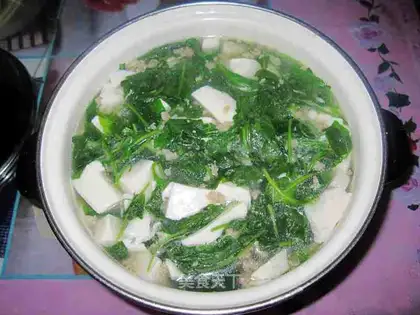 shepherd's purse meat and tofu soup