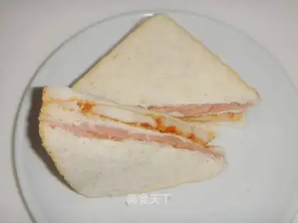 Simple breakfast sandwich