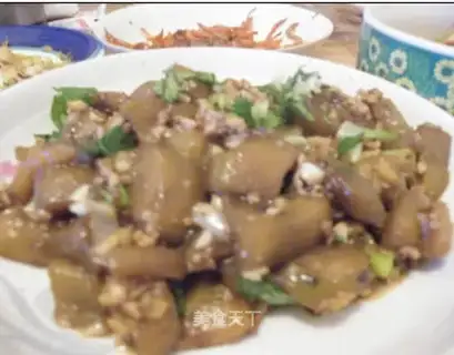 Roasted eggplant with minced pork