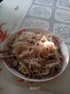 The green bean sprouts