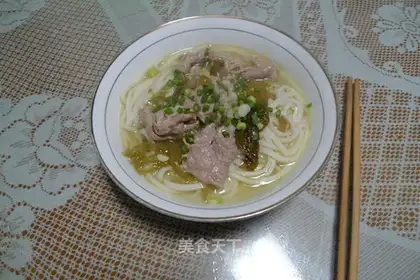 Sour sauce and rice powder
