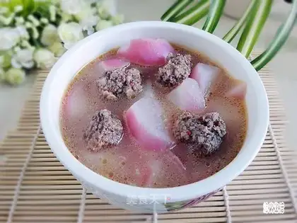 Bones cook red radish