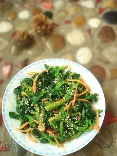Sesame spinach
