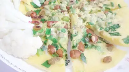Souffle egg pizza
