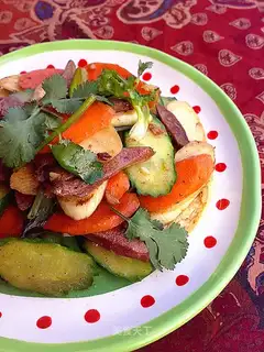 Three-coloured pork liver