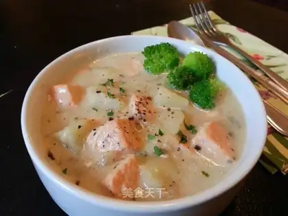 Salmon fish cream potato soup