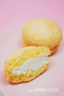 Base cream pie