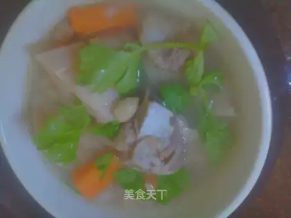 Pigbone peanut butter soup