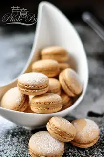 The original macaron
