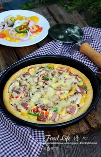 Bacon Garden Pizza