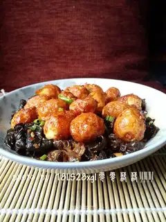 Tiger-skind quail eggs