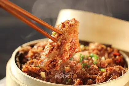 Potato steamed chicken wings
