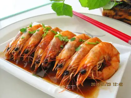 Red burning shrimp
