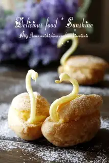 Swan puff